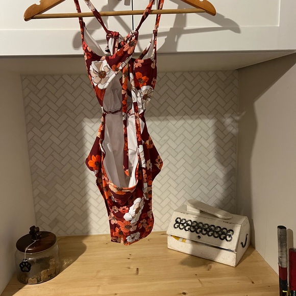 One Piece Swimsuit - Picture 6 of 6